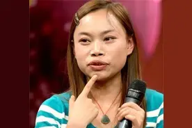 宁死不回中国的凤姐，直播时却感慨：人不如狗，美国梦难做图片