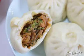 夏天蒸包子，试试这个菜，新鲜好吃正当时，孩子爱吃不挑食图片