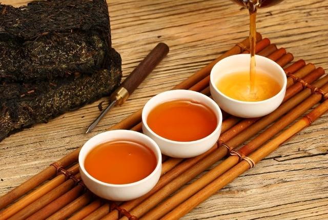 鐢鏈夐挶娌￠挶锛屽缓璁腑鑰佸勾浜猴細5鏉€滈珮閿岃尪鈥濆父鍠濓紝钀ュ吇瓒宠韩浣撳ソ