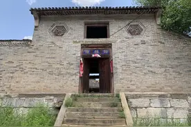 山西有座骇人的骷髅庙，周边埋葬40万白骨，只有一位古稀老人看守图片