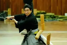 肮脏的武士刀与变态的试刀人，丑态百出的日本武士道图片