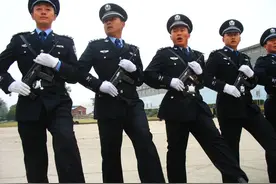 狱警有编制，但报名条件比较严格，看看你符合条件吗？图片