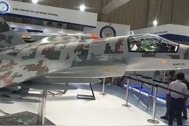 没心态了，印度研制五代机要几十年，印媒建议：买苏-75对付歼-20图片