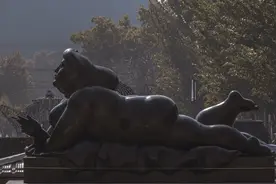 女生肚子上容易长肉，有荷尔蒙和生理结构的因素图片