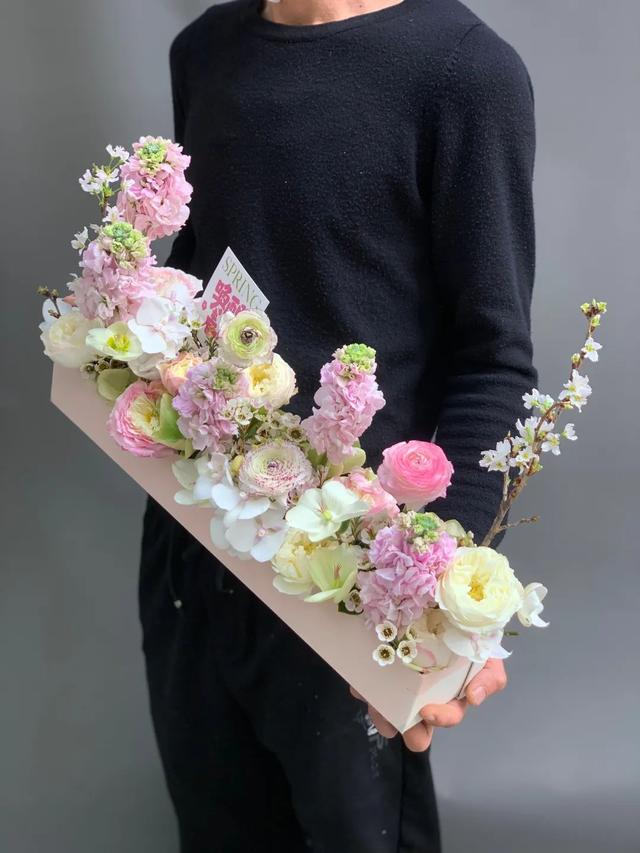 女神节送花大盘点！这7种花材人气最旺，它们做成的花礼你最爱哪一款？