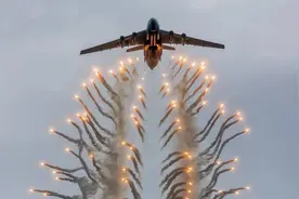 废纸一张！不准塞方接收导弹？中国运-20A送货上门，见证中国崛起图片