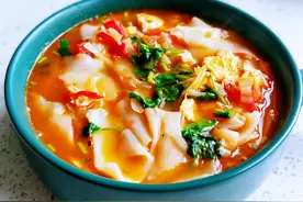 教你营养解馋的羊肉揪面片，香气四溢超美味，好吃到根本停不下来图片