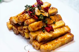 一品香酥茄子这样炸，外酥里嫩营养高，大人小孩都爱吃图片