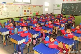 落实“双减”政策 覆盖美育进校园—— 托克托县第三小学举办室内律动操比赛图片