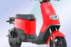 全国上路免驾照，两款加强版电动车，超长质保，雅迪、绿源出手了图片