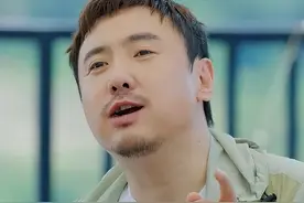 沈腾吃贾冰做的菜，喊话黄磊有危机感，看清一桌菜的品相，懂了图片