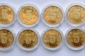 荷花五角的特殊版本“开口国”和“短勾行”，你能找到吗图片