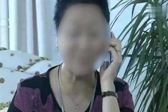 福建一35岁男子和丈母娘上床，干柴烈火一夜后直呼：比妻子好多了