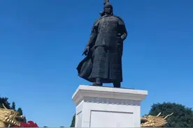 大清王朝的开国皇帝–皇太极图片