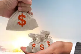 提醒：公司公户上的钱转入私户这样是允许的！图片