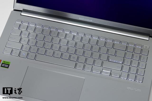 ��˶��ηPro15 2023���⣺��ѡ����ֵRTX�ᱡ��