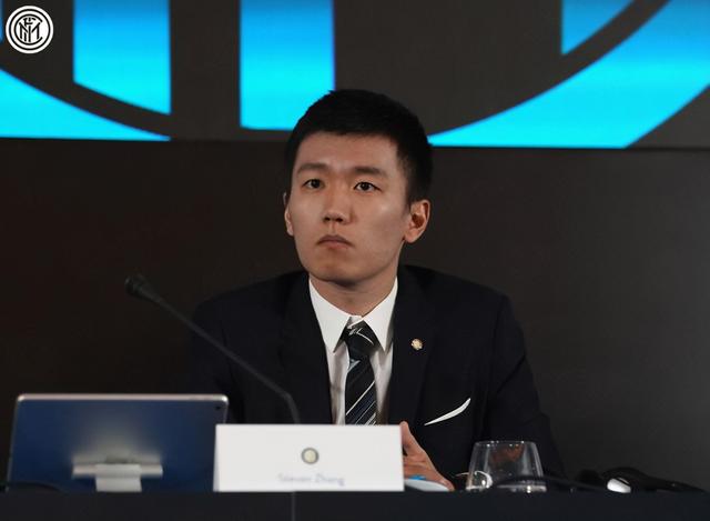 苏宁太子张康阳,拒绝章泽天,坐拥千亿身家,花48亿收购家乐福