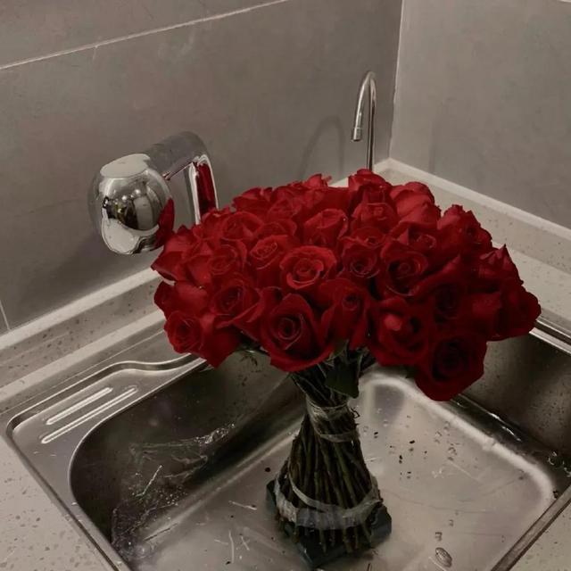 复圣子渊:挽回前任如何发朋友圈(挽回前任的文案短句) - 趣测网