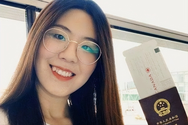 被马云砸中的锦鲤女孩，支付宝中奖1个亿，后来怎么样了？