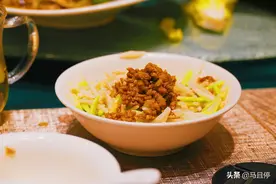 四月到甘肃张掖旅行，一定要试试这5个美食，没吃过的或只是过客图片