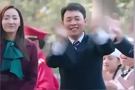 《鸡毛飞上天》里用人处世之道，决定了他的成就！图片