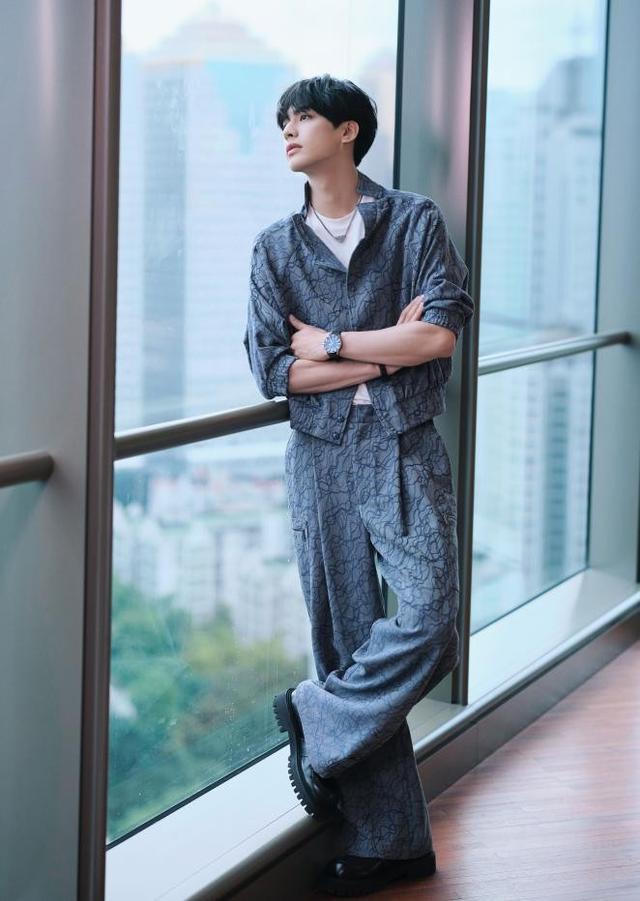 Emporio Armani 2023 ����ϵ����ʱ���½����