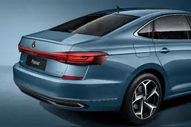 23款帕萨特上市，兼顾高颜值舒适性，星空版入门19万左右图片