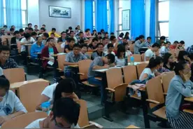 大学等级排序来了，成绩优异的都在四阶以上，你的学校在哪阶图片