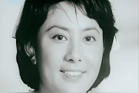 她的确很大度 能把丈夫让给刘晓庆 但她的美丽和演技 同样不该被忘记图片