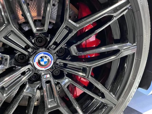 全新宝马M2：燃油绝唱？3.0T的驾驶者之车，买了就能坐等升值？！