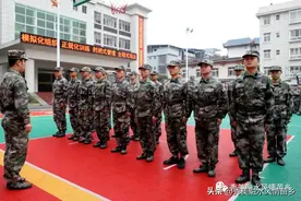 准新兵役前训练 先给思想“穿军装”图片