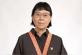 央视花滑解说“艾特”的人：我生来是高山而非溪流图片