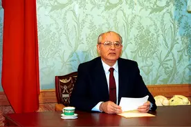 被遗忘的宇航员：滞留太空311天，回到地球后发现自己的国家没了图片