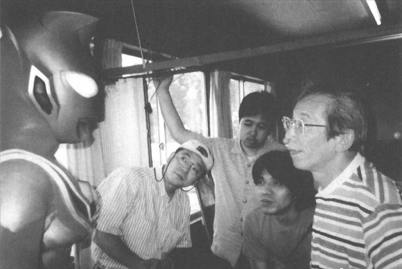 丸山浩笔下的设计画集，展示了迪迦奥特曼的诞生与形成