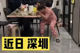 花钱请了个“祖宗”，女子请保姆过来只会玩手机，不做家务不带娃图片