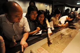 中国十大传世名画之一的《富春山居图》，究竟描绘了怎样的景色？图片
