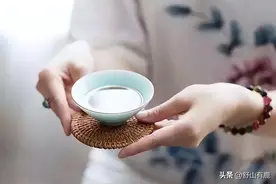 无论过得好不好，这些事都不要跟别人说图片