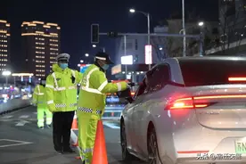 喝酒别开车！春节期间，宿迁交警严查酒驾不停歇！图片