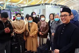 上海赴马来西亚首发团今启程 “五一”出境跟团游迎来预订高峰图片