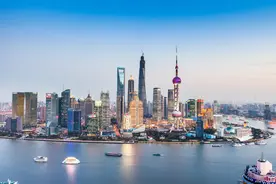 多所高校招生爆冷，分数线大幅下降，你认为是什么原因？图片