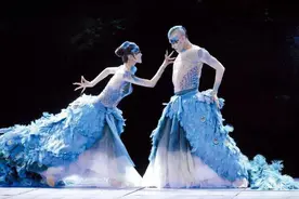 杨丽萍舞伴殒命！从39楼跳下，年仅44岁！天堂再度舞《雀之恋》图片