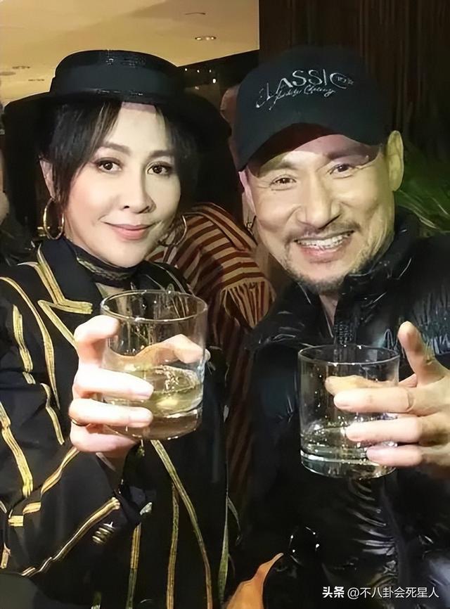 给港圈明星“牌技”排个名：刘嘉玲赢光张学友片酬，林青霞排第四