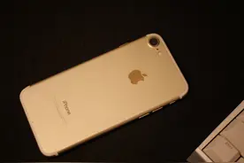 苹果全金属机身绝唱之作，5年的iPhone7，为何体验会如此差？图片