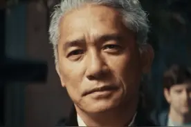 久居日本，“讨好”韩国人，频拍烂片，61岁的梁朝伟丢光了体面图片