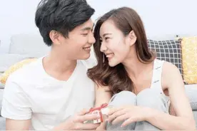 一个人的婚姻，是命中注定的，也是有因果的，你相信吗？图片