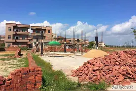 不能翻建，加盖、遮顶也不行？政策加严，“违就拆”不是说说而已图片