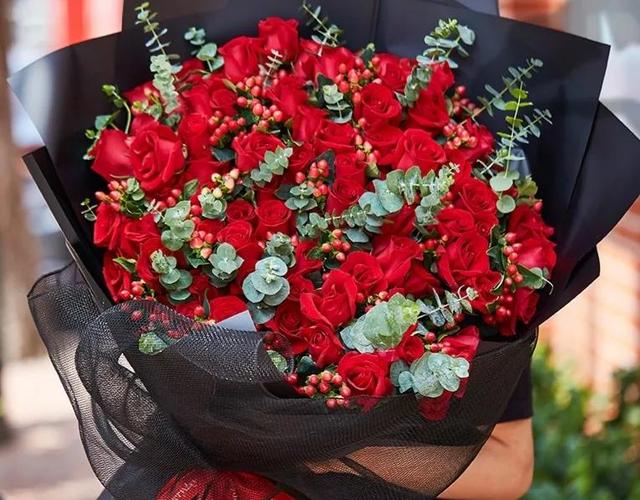 老公送老婆什么花合适?