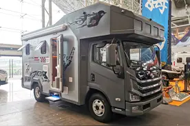 吉姆西新款中式风格轻卡房车，标配10度电300L清水，售价33.8万图片