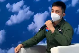 轰-6K飞行员讲述与台机空中对峙：这片区域都是祖国的，我能让着你吗？图片