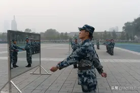 朋友当兵，送什么礼物比较好？这个答案要周知图片